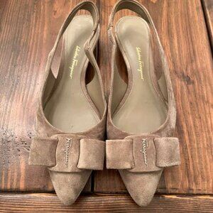Salvatore Ferragamo Suede Bow Flats – Taupe